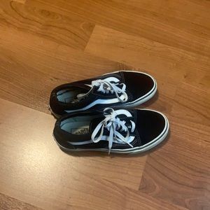 Old Skool women vans.